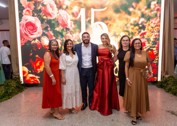 Prefeitura de Parnaíba retoma projeto “Sonho de Menina” e realiza festa de 15 anos para adolescentes do município