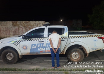 Polícia prende homem bêbado suspeito de agredir a mãe e dois irmãos no interior do Piauí