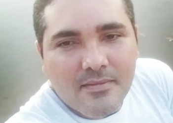 Homem perde controle da direção e morre após cair de moto no Piauí; bateu cabeça contra pedra