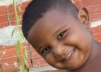 Criança de 3 anos morre após ser atingida por disparo de carabina no Piauí