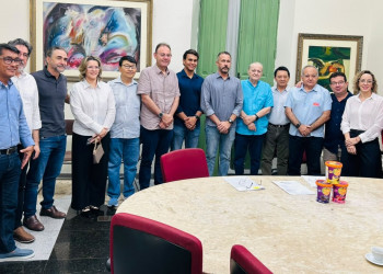 Prefeitura de Teresina assina cessão de lotes para quatro empresas e garante investimento de R$ 40 milhões
