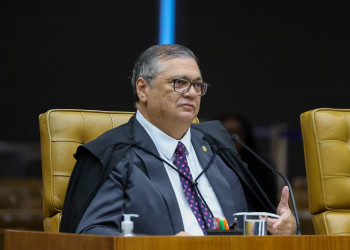 Dino torna nulas emendas com participação de ex-parlamentares ou presidentes de partidos