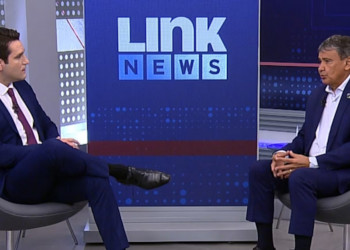 Ministro Wellington Dias concede entrevista exclusiva à RECORD NEWS; assista à íntegra