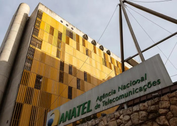 Anatel autoriza venda da telefonia fixa da Oi
