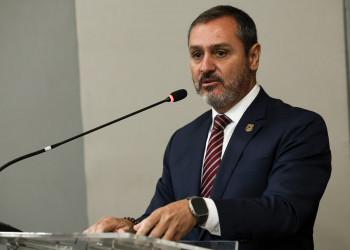 STF forma maioria para manter afastamento de diretor-geral da PF; Gilmar pede vista