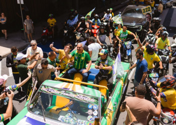 Vice de Flávio Bolsonaro, Alfredo Gaspar é recebido com festa em onda verde-amarela no Piauí e em Pernambuco