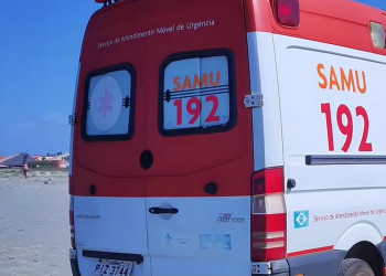Homem desaparece após afogamento no litoral do Piauí; Corpo de Bombeiros realizam buscas
