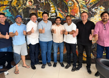 Enzo Samuel fecha com Bruno Vilarinho e encerra disputa pela presidência da Câmara