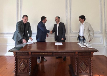 Porto Piauí e Universidade de Coimbra firmam parceria para fornecer energia renovável a navios atracados em Luís Correia