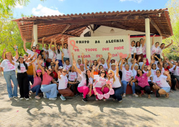 Prefeitura de Pau d’Arco realiza Caminhada pela Vida em alusão ao Outubro Rosa