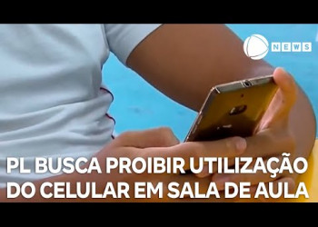 Projeto de Lei busca proibir utilização do celular em sala de aula