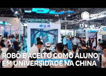 Robô é aceito como aluno em universidade de artes na China