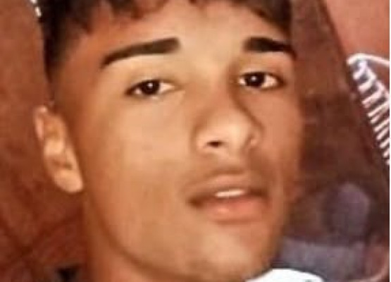 Jovem de 21 anos é morto a tiros em bar no Piauí; grupo armado e encapuzado fugiu após o crime