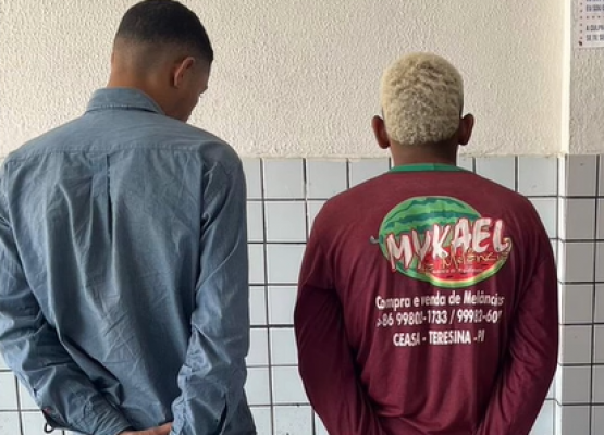 Dupla é presa após policial reagir a tentativa de assalto com faca na zona Leste de Teresina