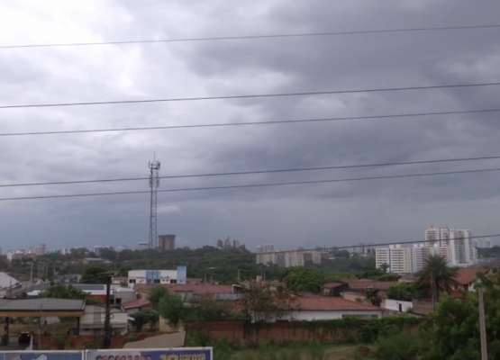 Chuvas devem aumentar no Piauí e Corpo de Bombeiros faz alerta à população; saiba os cuidados