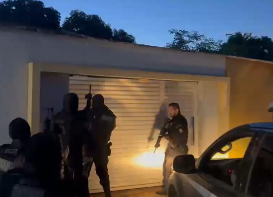 Adolescentes apreendidos em operação planejavam matar estudantes incomodados com venda de drogas perto de escola no Piauí; ouça áudios