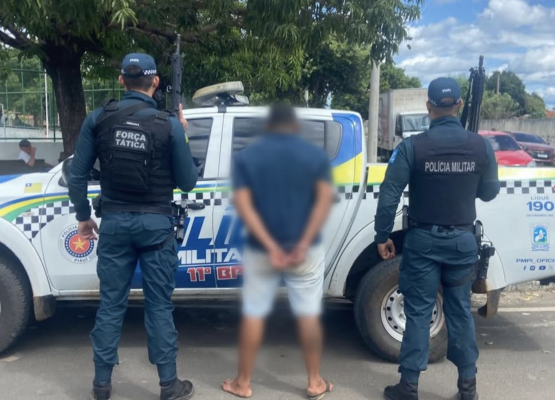 Homem é preso no Piauí por desacato e tentativa de suborno após oferecer R$ 5 mil a policiais