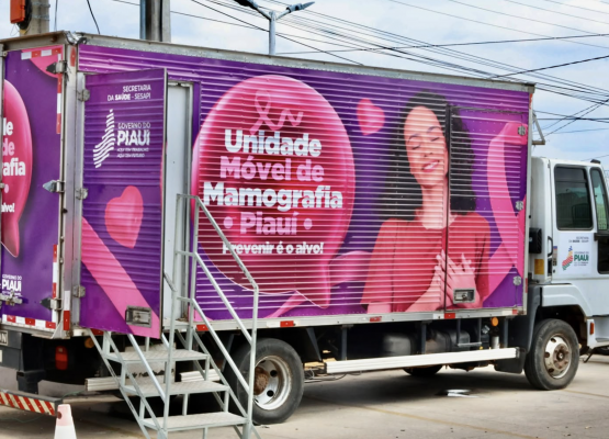 Carreta da Mamografia amplia acesso à prevenção do câncer de mama na Casa da Mulher Brasileira