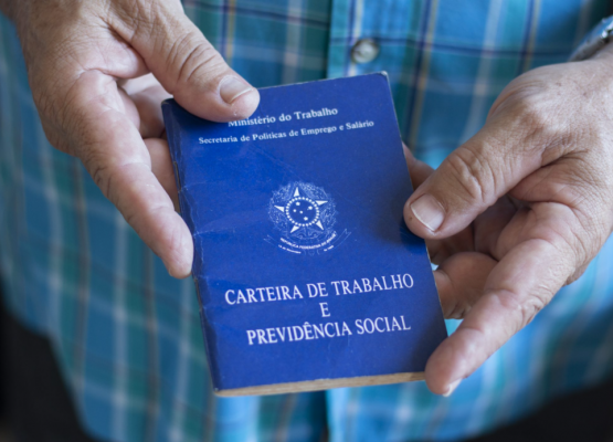 Piauí alcança menor taxa de informalidade da série histórica, aponta IBGE; rendimento médio do trabalhador é de R$ 2,5 mil