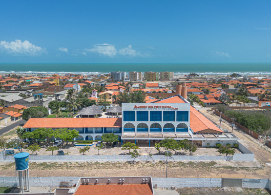 Arrey Hotels lança campanha de férias com sorteios e descontos para incentivar o turismo no litoral do Piauí