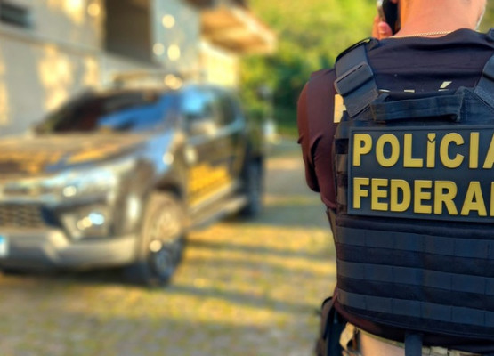 Estados e ministérios tentam barrar devolução de policiais determinada por Lula