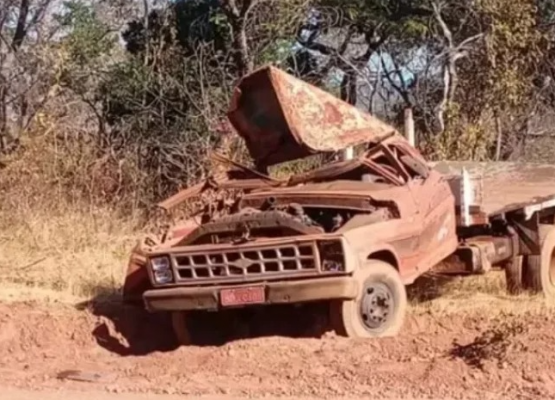 Quatro trabalhadores morrem após caminhão tombar no interior do Piauí