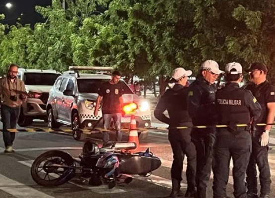 Homem morre após colisão entre duas motos no litoral do Piauí; veículo estava parado na faixa de pedestres quando foi atingido