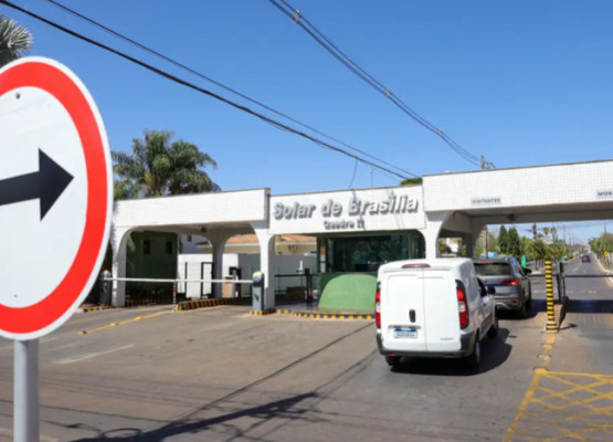 Moraes proíbe drones perto da casa onde Bolsonaro cumpre prisão