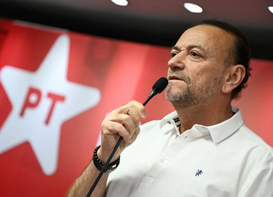 Eleitor indeciso vai saber ver a diferença entre governos Lula e Bolsonaro, diz Edinho Silva