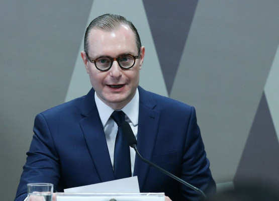 Alepi vai analisar entrega de título de cidadania ao ministro Cristiano Zanin do STF
