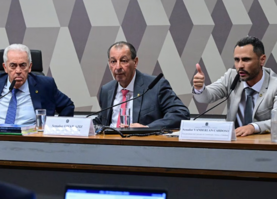 CCJ do Senado aprova fim da escala 6x1