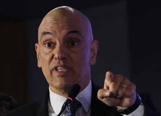 Moraes suspende aplicação da Lei da Dosimetria até STF decidir sobre constitucionalidade