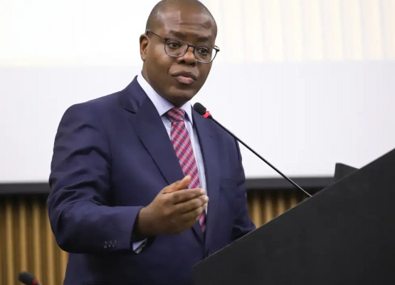 PGR denuncia Silvio Almeida por importunação sexual a Anielle Franco