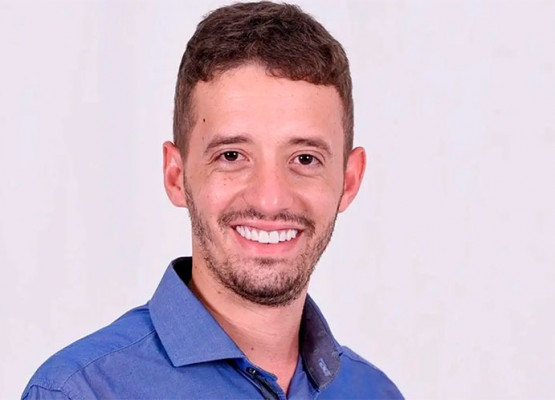Pedido afastamento do Prefeito Guilherme Maia (PSD) após suspeita de uso da Prefeitura de Wall Ferraz para pagar dívida pessoal de R$ 200 mil