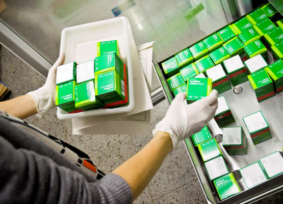 Lula sanciona lei que autoriza instalação de farmácias dentro de supermercados