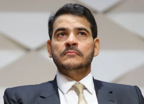 Resistência a Messias diminui, mas indicado de Lula busca apoio de senadores para chegar ao STF