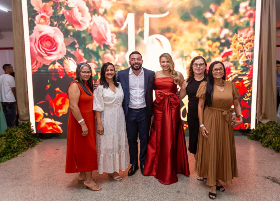 Prefeitura de Parnaíba retoma projeto “Sonho de Menina” e realiza festa de 15 anos para adolescentes do município