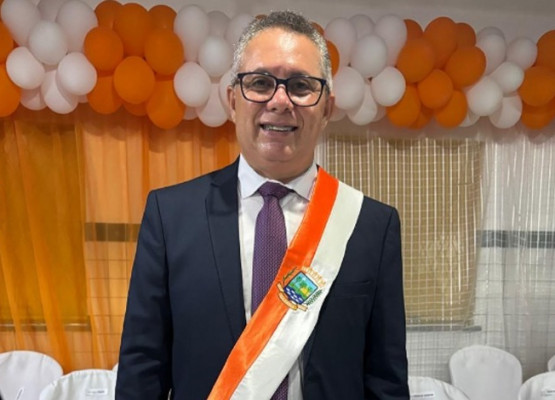 TCE mantém suspensão de contrato em Nazária, aplica multas a prefeito Tropi e secretária e confirma irregularidades em licitação