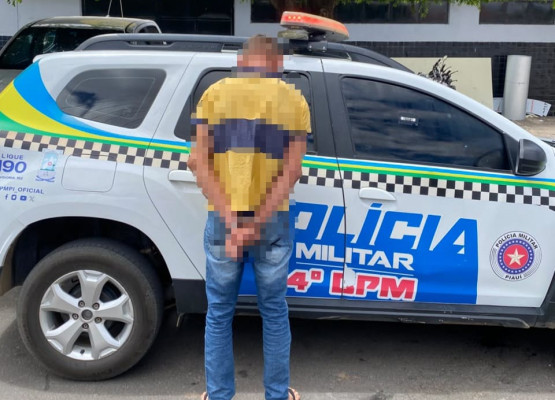 Homem embriagado é preso após ameaçar ex-companheira e portar arma artesanal no Piauí
