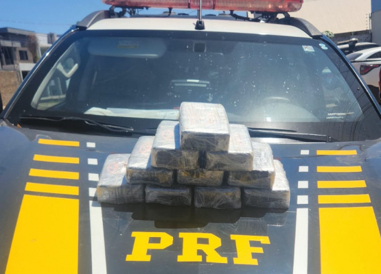 Homem que levava drogas no banco do passageiro é preso pela PRF no Piauí