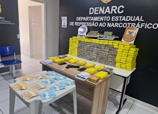 Operação apreende cerca de 200kg de drogas em residência na zona Norte de Teresina; três pessoas foram presas