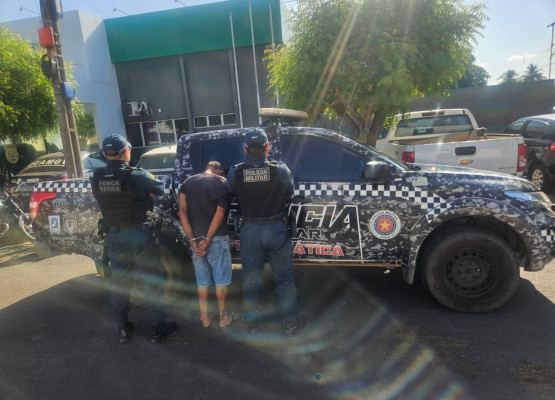Polícia Militar prende suspeito de invadir Igreja Matriz e furtar objetos em Piripiri, Piauí