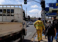 SDU Sul remove material de publicidade irregular durante fiscalização na zona Sul de Teresina