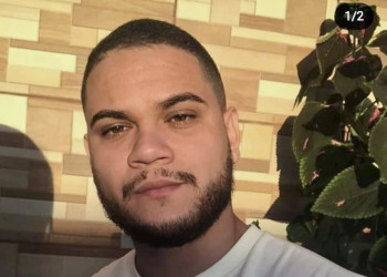 Estudante de fisioterapia morre após cair de palco durante festa no Piauí