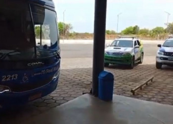 Mulher morre dentro de ônibus que saiu de São Paulo para Teresina, no Piauí