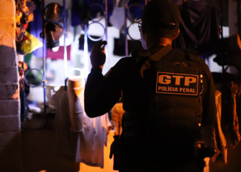 Polícias Civil e Penal deflagram operação e cumprem mandados em presídio no Piauí