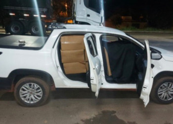 Motorista é preso com 10 mil maços de cigarros contrabandeados dentro de carro no Piauí
