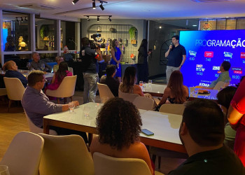 TV Antena 10 reúne parceiros em evento para apresentar números e novos projetos para 2024