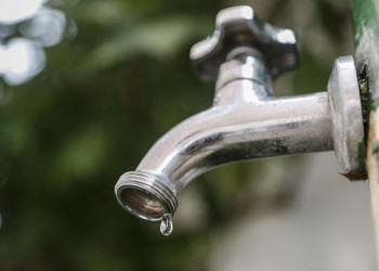 Fornecimento de água é interrompido em mais de 20 bairros de Teresina