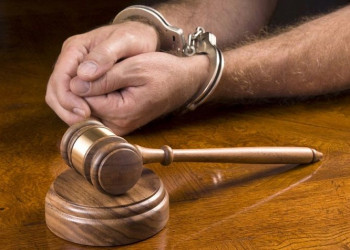 Acusado de matar homem com espeto de ferro é condenado a mais de 20 anos de prisão no Piauí